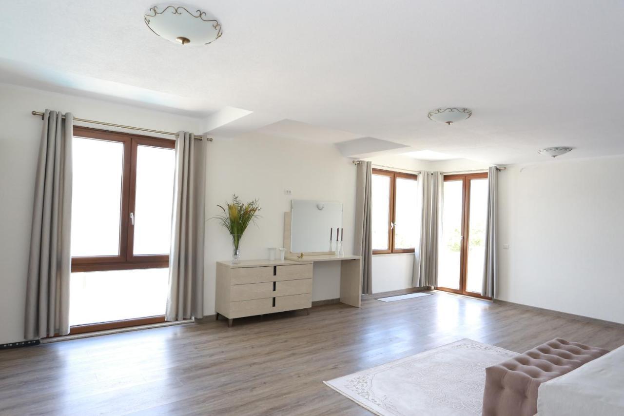 Villa Semiramis Тиват Экстерьер фото