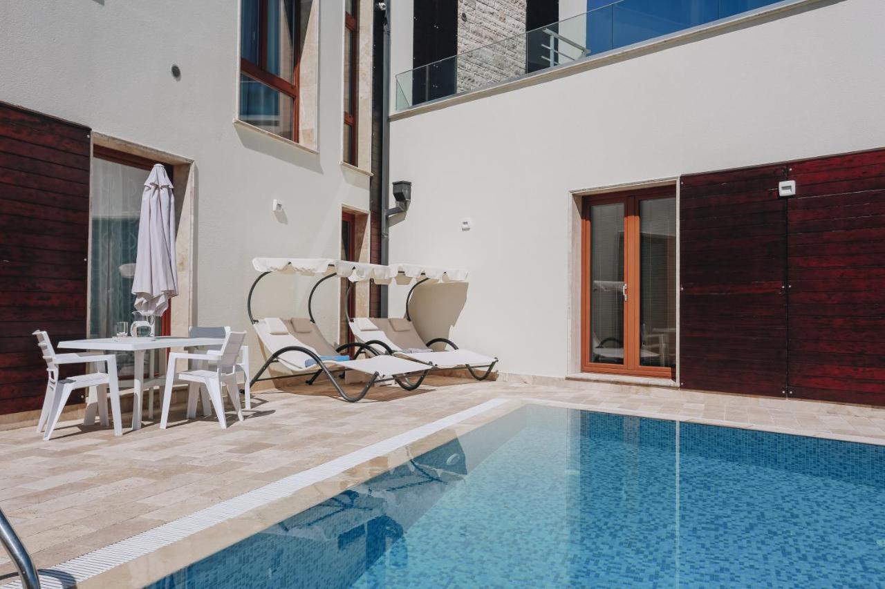Villa Semiramis Тиват Экстерьер фото